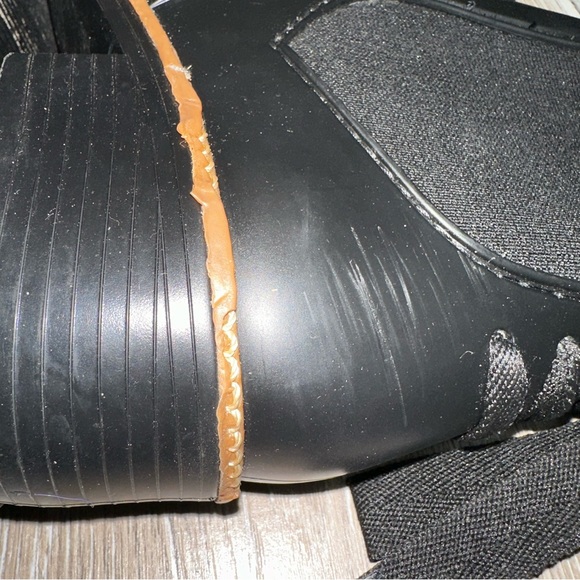 Bernardo Briton Women’s Rain Chelsea Boot Black Size 9 Bow Tie Preppy Casual - Picture 11 of 16